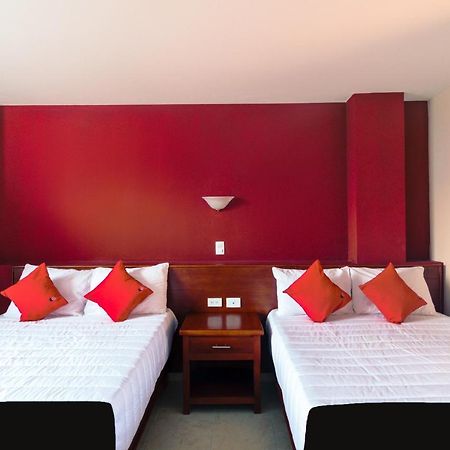 צ'ולולה Hotel San Pablo מראה חיצוני תמונה