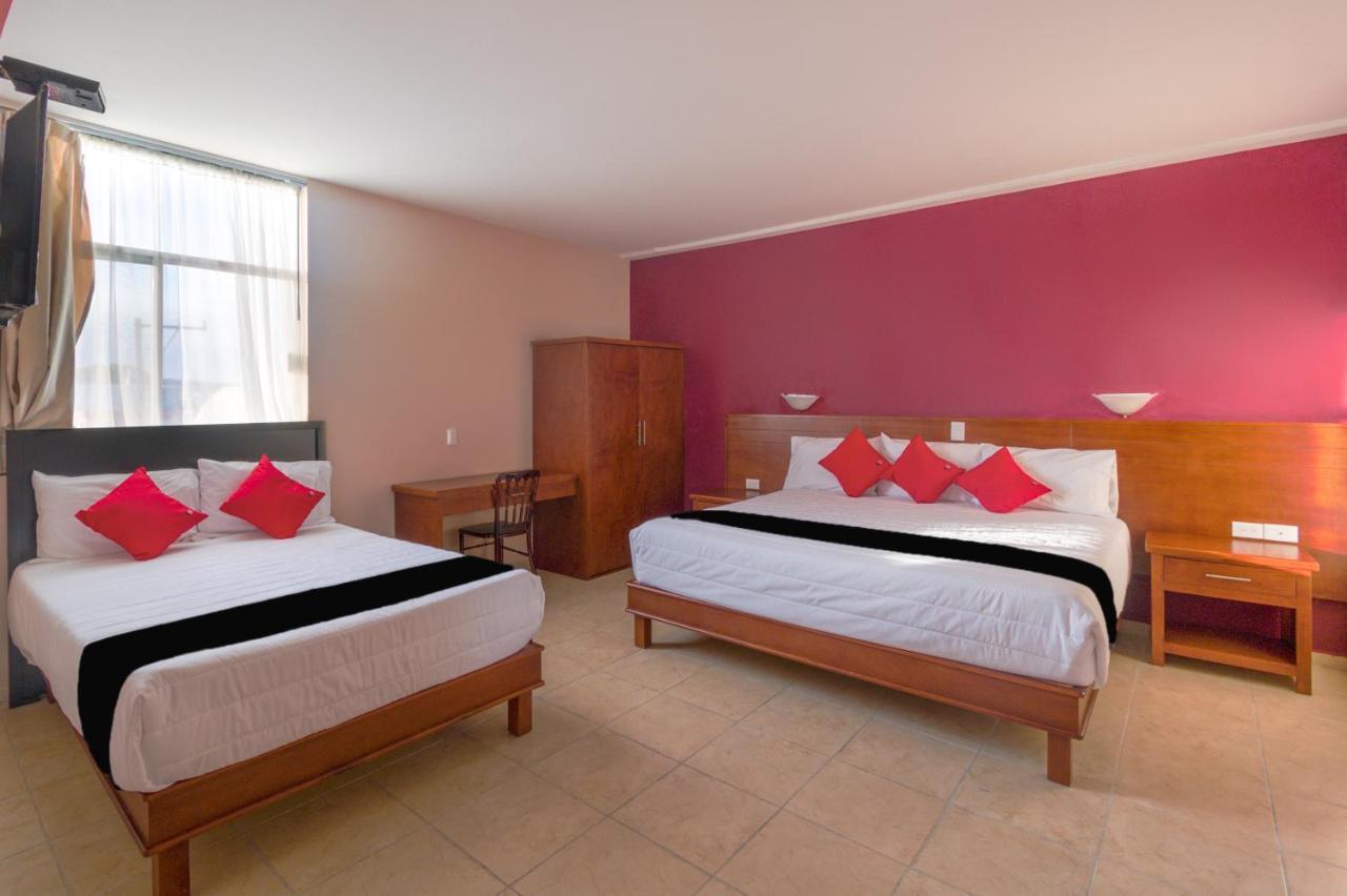 צ'ולולה Hotel San Pablo מראה חיצוני תמונה