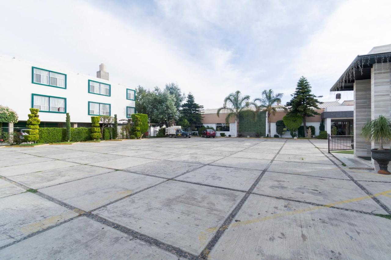 צ'ולולה Hotel San Pablo מראה חיצוני תמונה