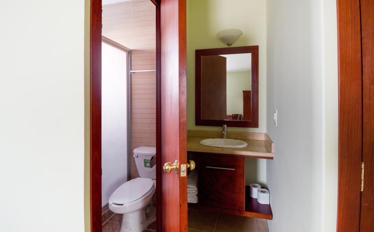 צ'ולולה Hotel San Pablo מראה חיצוני תמונה