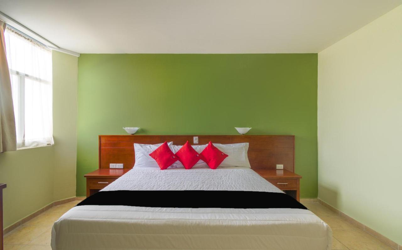 צ'ולולה Hotel San Pablo מראה חיצוני תמונה