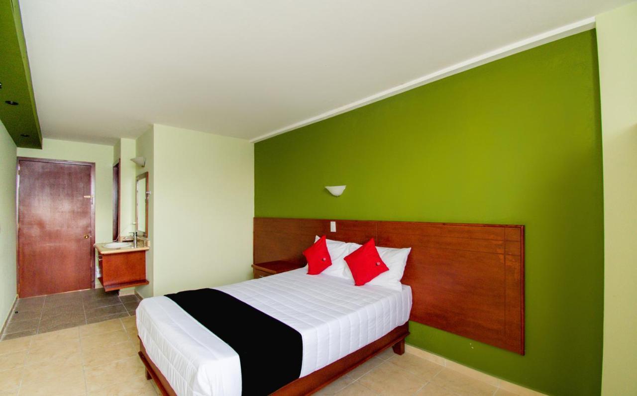 צ'ולולה Hotel San Pablo מראה חיצוני תמונה