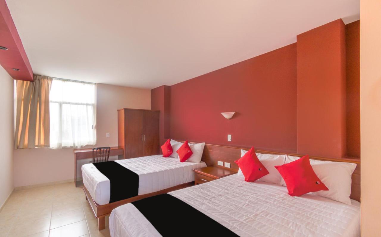 צ'ולולה Hotel San Pablo מראה חיצוני תמונה