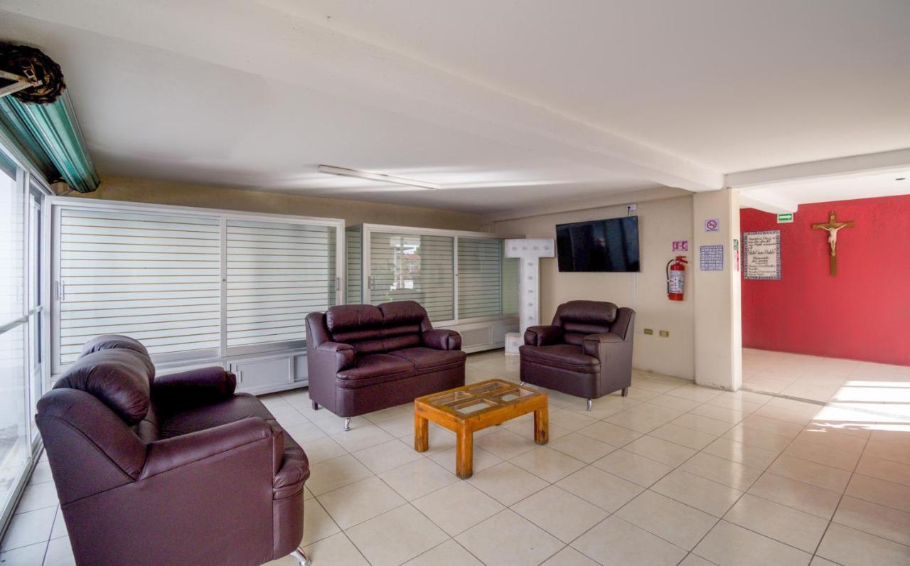 צ'ולולה Hotel San Pablo מראה חיצוני תמונה